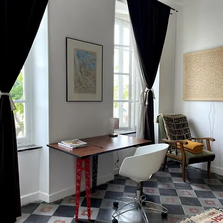 Artist - Courtyard, Terrace, Grand Piano * Siran (Herault)