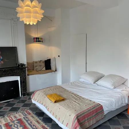 Artist - Courtyard, Terrace, Grand Piano Holiday home Siran (Herault)